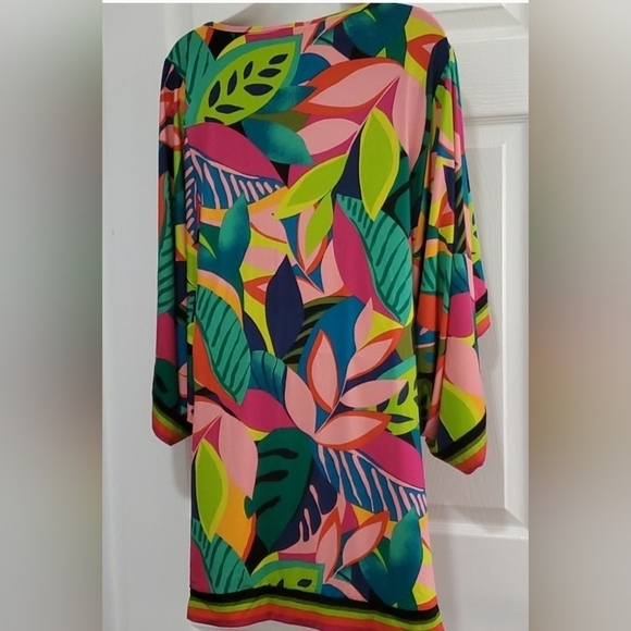 Trina Turk RAINFOREST Tunic Swim Cover up Dress - Sz. Large NWT - Picture 3 of 8